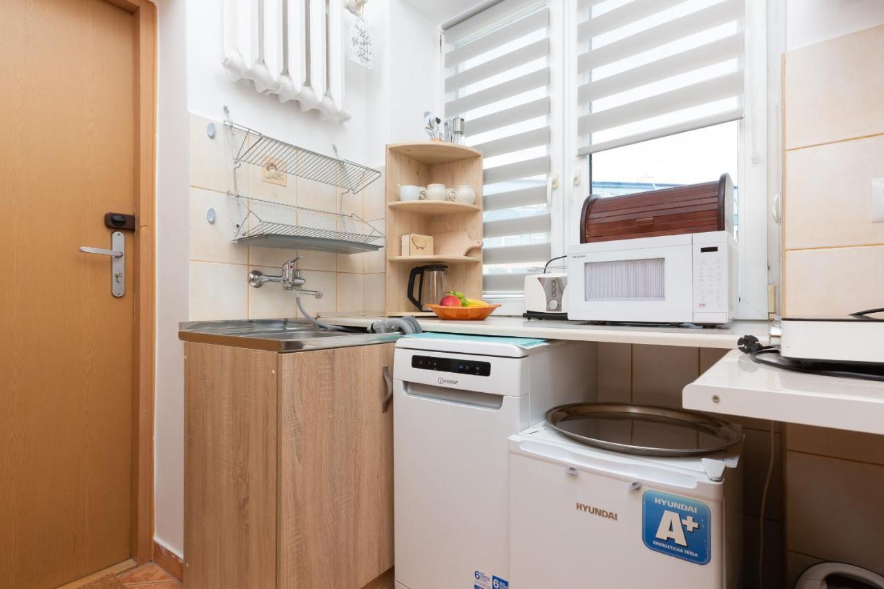 Metro Politechnika Studio Konstytucji By Renters Daire Varşova Dış mekan fotoğraf